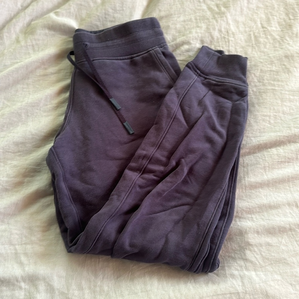 lululemon joggers
